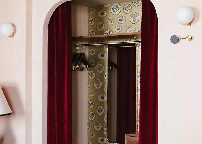 Hotel L de Lutece - Notre-Dame Parigi